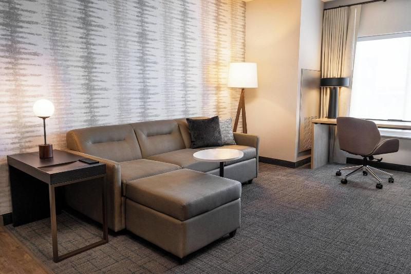스탠다드 룸 킹사이즈 침대, Le Méridien St. Louis Clayton