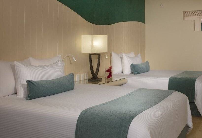 חדר דלוקס נוף לאגם, Now Emerald Cancun  All Inclusive