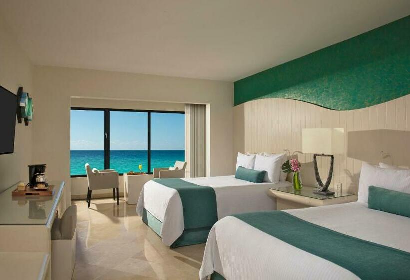 חדר דחוקס עם מיטת קינג, Now Emerald Cancun  All Inclusive