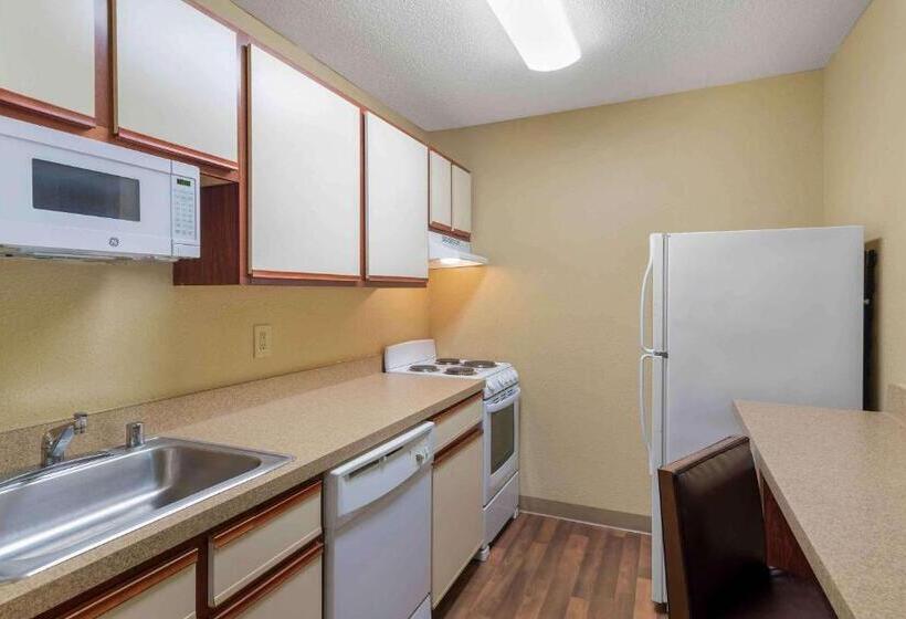 Студия Стандарт, Extended Stay America Select Suites   Atlanta   Kennesaw Chastain Rd