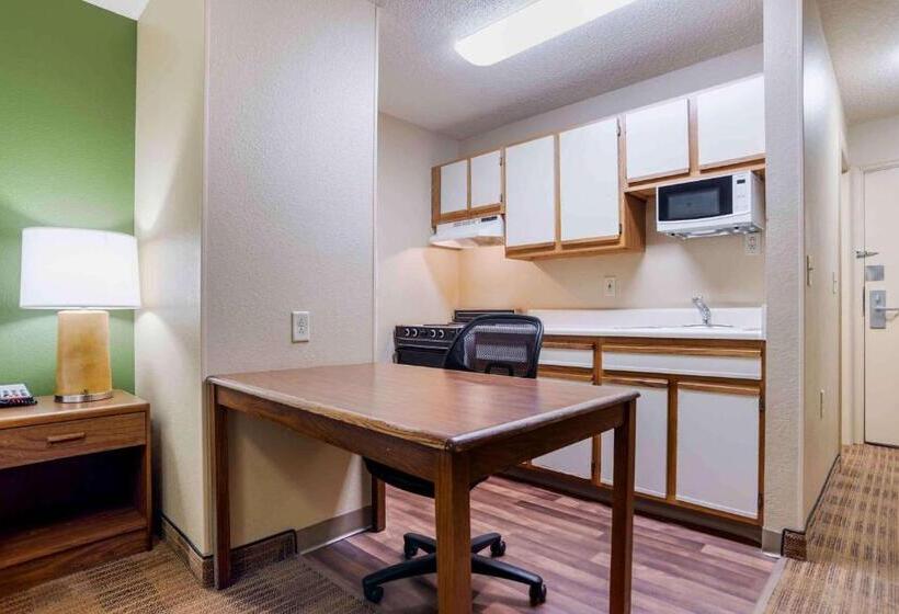 스탠다드 스튜디오, Extended Stay America Suites  Birmingham  Wildwood