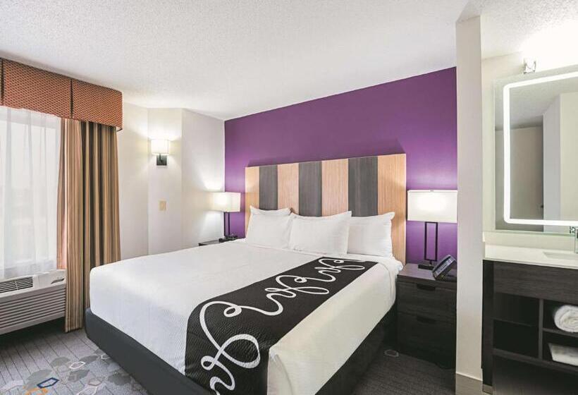 Люкс Кровать Кинг, La Quinta Inn & Suites By Wyndham Minneapolis Northwest