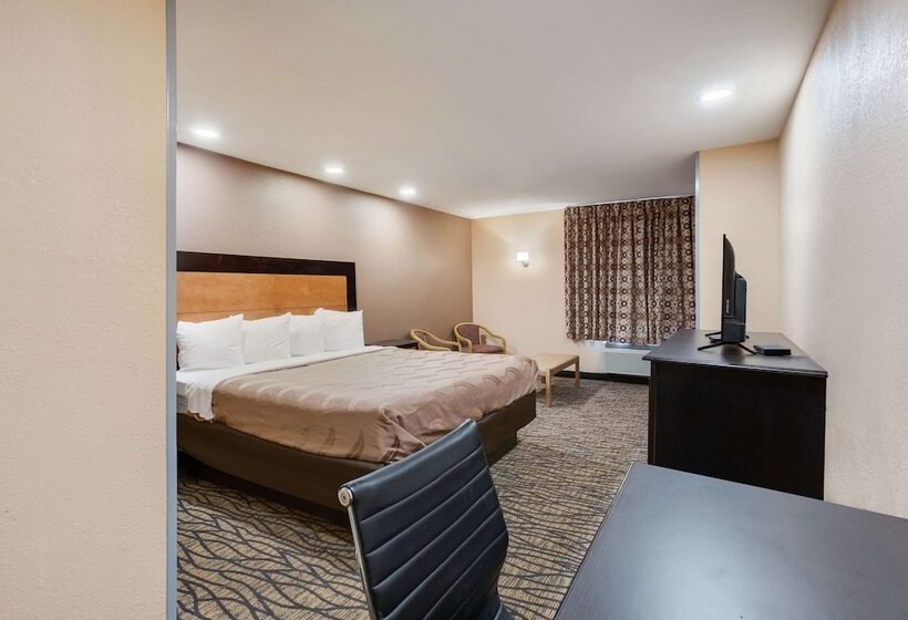 Люкс, Quality Inn Lees Summit  Kansas City