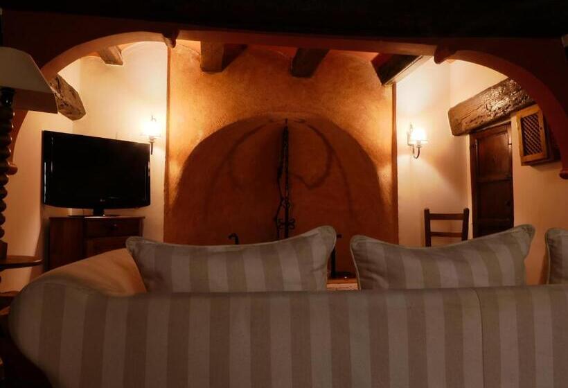 수피리어 룸, Posada Del Adarve