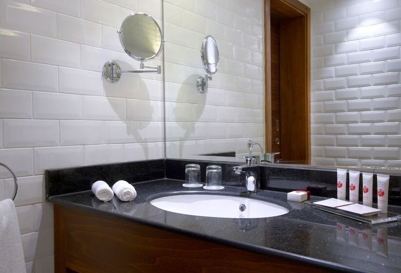 اتاق سوپریور برای معلولان, Wyndham Garden Muscat Al Khuwair