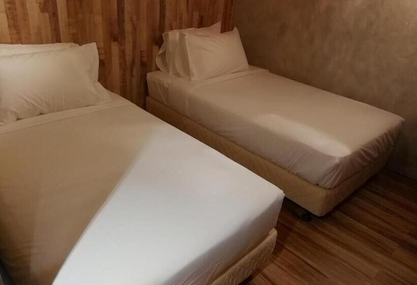 اتاق اکونومی, The Rise Room