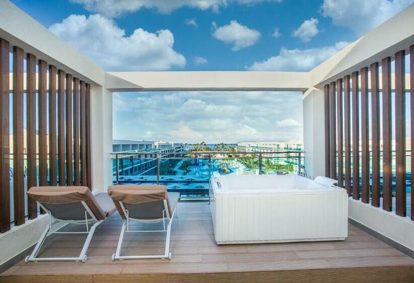 سوئیت با تخت بزرگ, Serenade Punta Cana Beach & Spa Resort