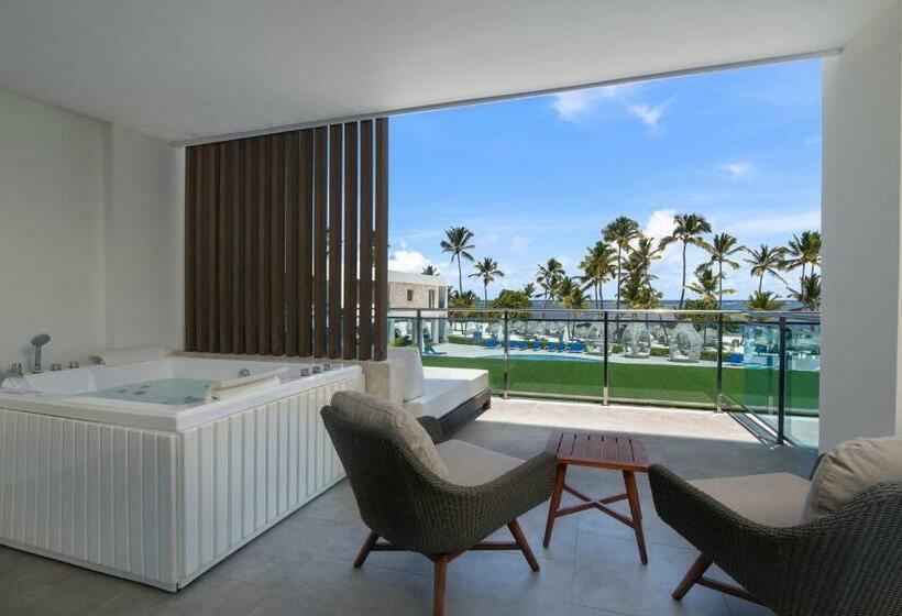 سوئیت با تخت بزرگ, Serenade Punta Cana Beach & Spa Resort