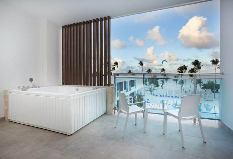اتاق سوپریور با چشم‌انداز دریا, Serenade Punta Cana Beach & Spa Resort