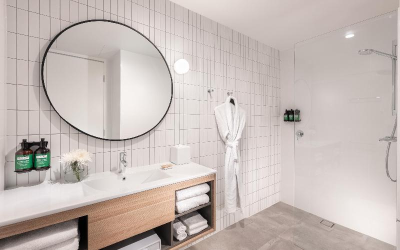 디럭스 룸, Crowne Plaza Adelaide, An Ihg