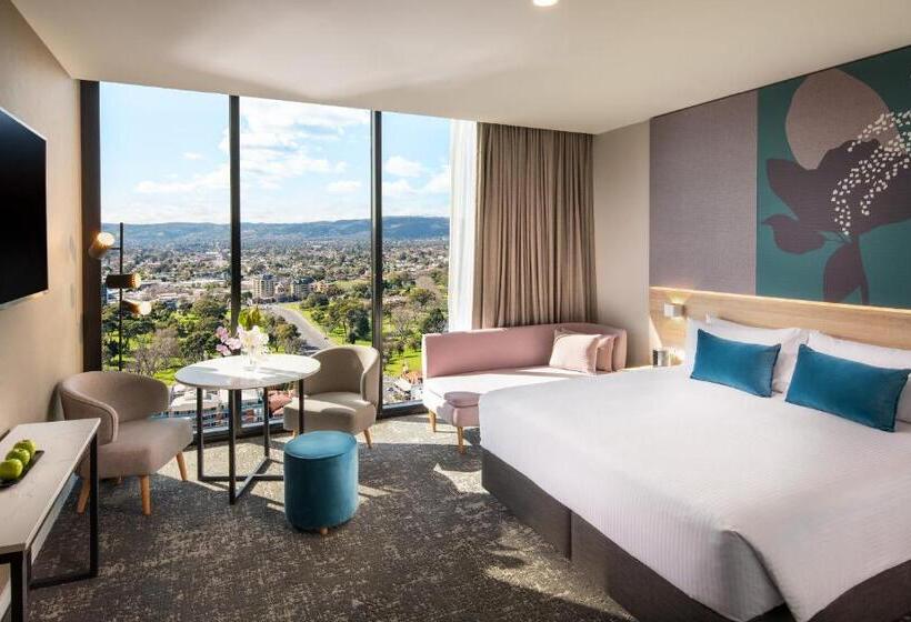 Номер Премиум, Crowne Plaza Adelaide, An Ihg