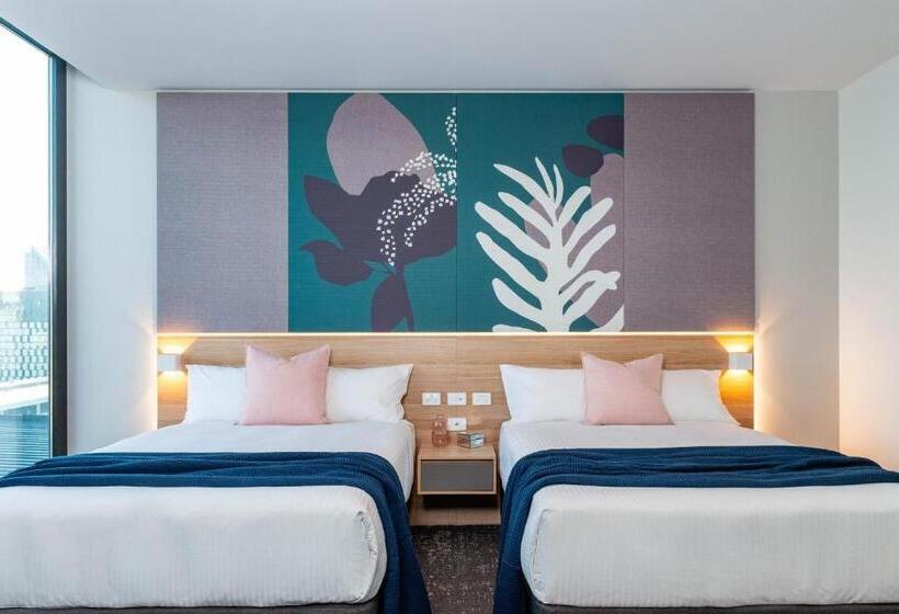 프리미엄 룸 도시 전망, Crowne Plaza Adelaide, An Ihg