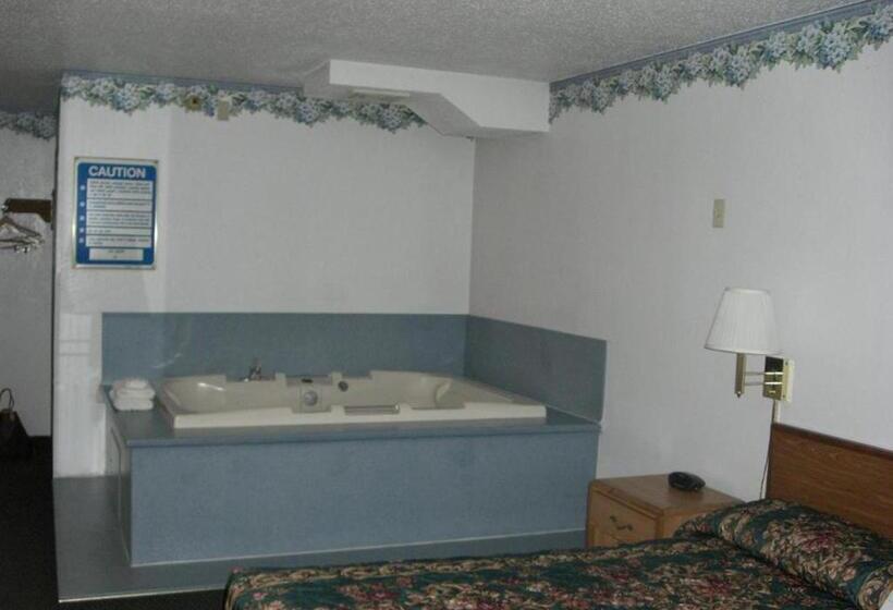 Люкс с гидромассажем, Norwood Inn Minneapolis Roseville