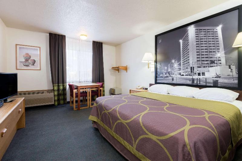 Стандартный Номер Кровать Кинг, Super 8 By Wyndham Bernalillo