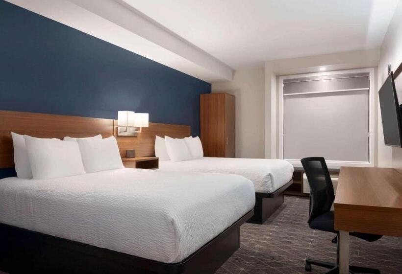 Номер Superior, Park Inn By Radisson, Kelowna