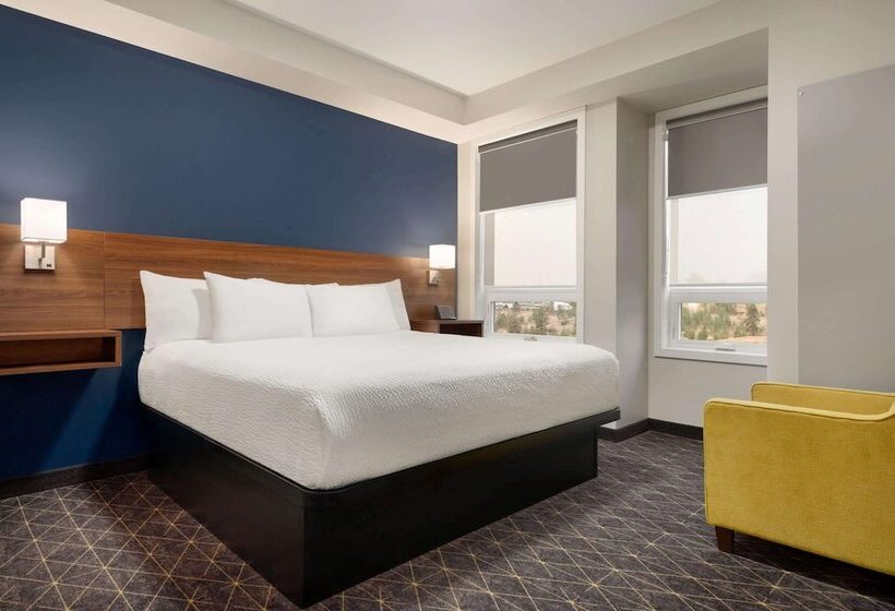 带2个卧室的套房, Park Inn By Radisson, Kelowna