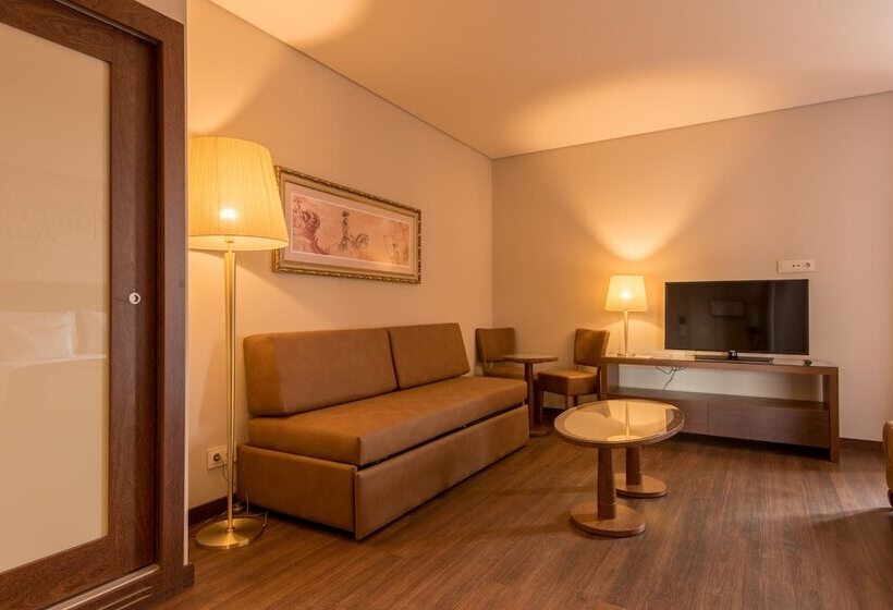 Люкс, Vila Gale Collection Alter Real   Resort Equestre, Conference & Spa