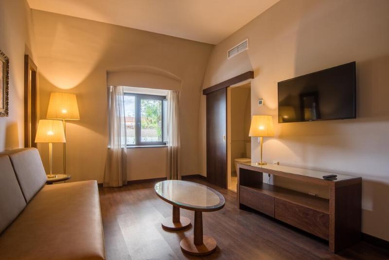 Люкс, Vila Gale Collection Alter Real   Resort Equestre, Conference & Spa