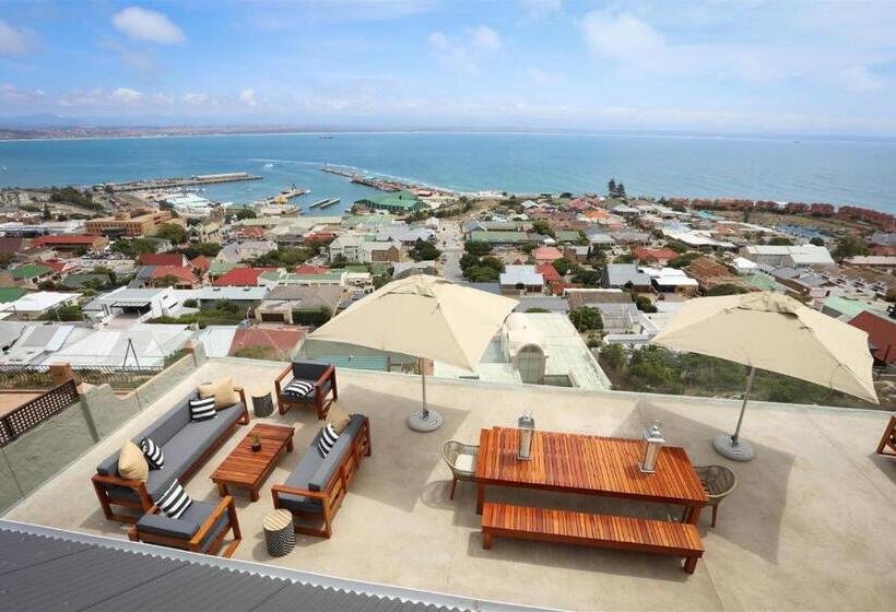 Deluxe Suite Sea View, The Lookout Guest House