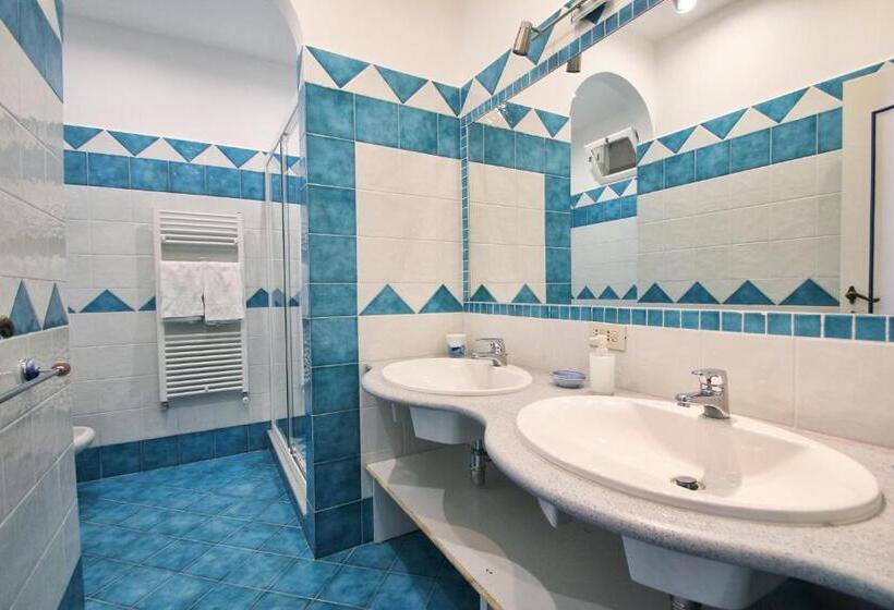 اتاق خانوادگی, Casa Augusto B&b