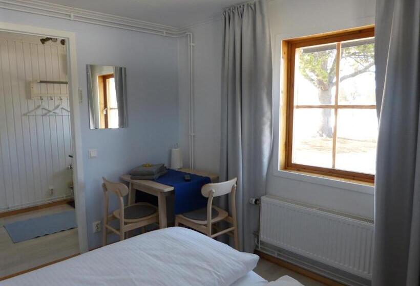 标准间, Sangis Motell Och Camping