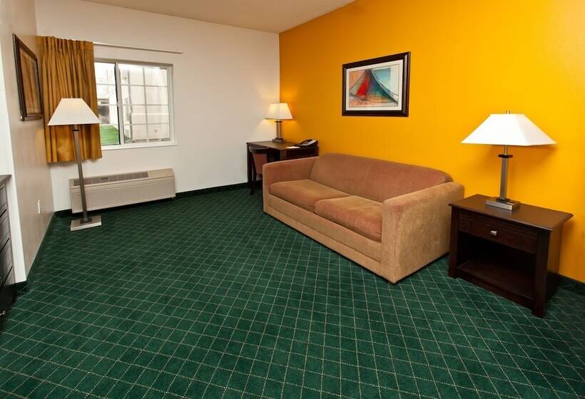 Люкс, Landmark Inn Fort Irwin