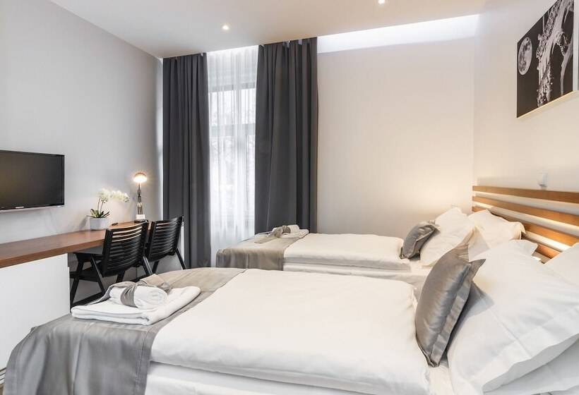 غرفة قياسية ثلاثية, Prima Luxury Rooms