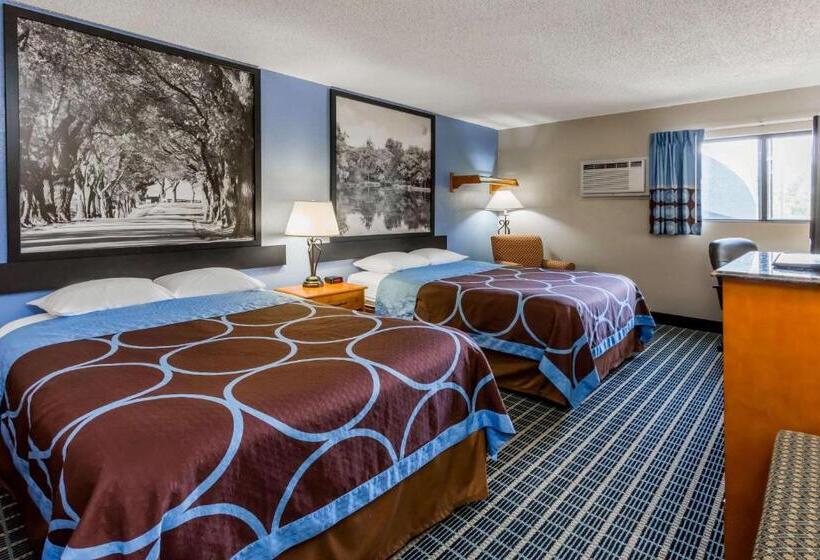 Номер Стандарт 2 Двуспальные Кровати, Super 8 By Wyndham Iowa City/coralville