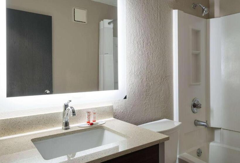 Люкс Кровать Кинг, Super 8 By Wyndham Merrillville