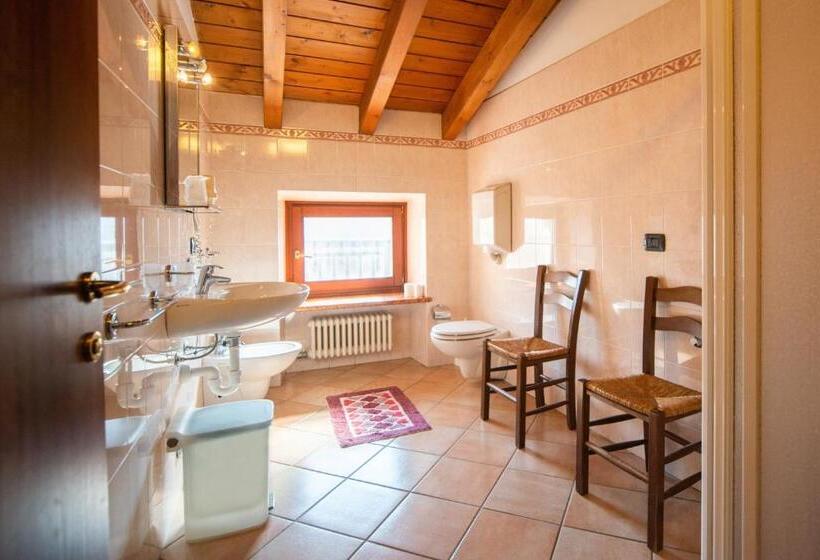 Четырехместный Номер Стандарт, Albergo Al Platano