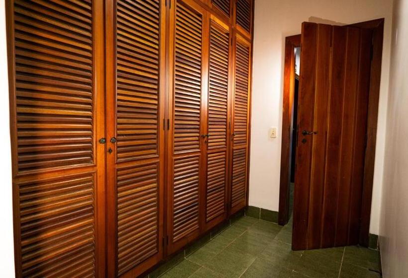 발코니가 있는 스위트, Canto Das Laranjeiras Beach Club Guaiuba