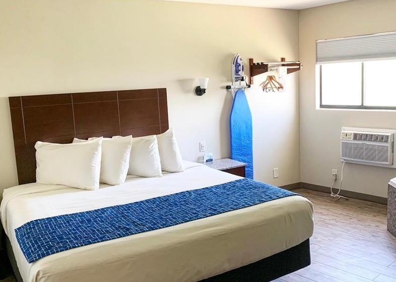Стандартный Номер Кровать Кинг, Travelodge By Wyndham Cedar City