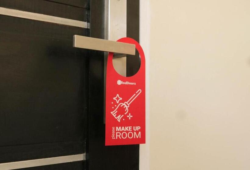 스탠다드 룸, Reddoorz At Grand Apartelle Hernan Cortes Cebu
