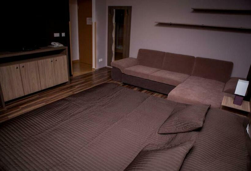 Апартаменты Deluxe 1 Спальня, Club Mendan Apart