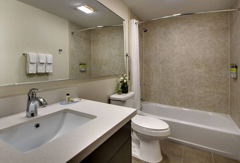 Люкс Адаптированный для Инвалидов, Candlewood Suites   Wichita East, An Ihg