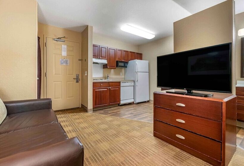 Студия Deluxe, Extended Stay America Suites  Orlando  Southpark  Commodity Circle