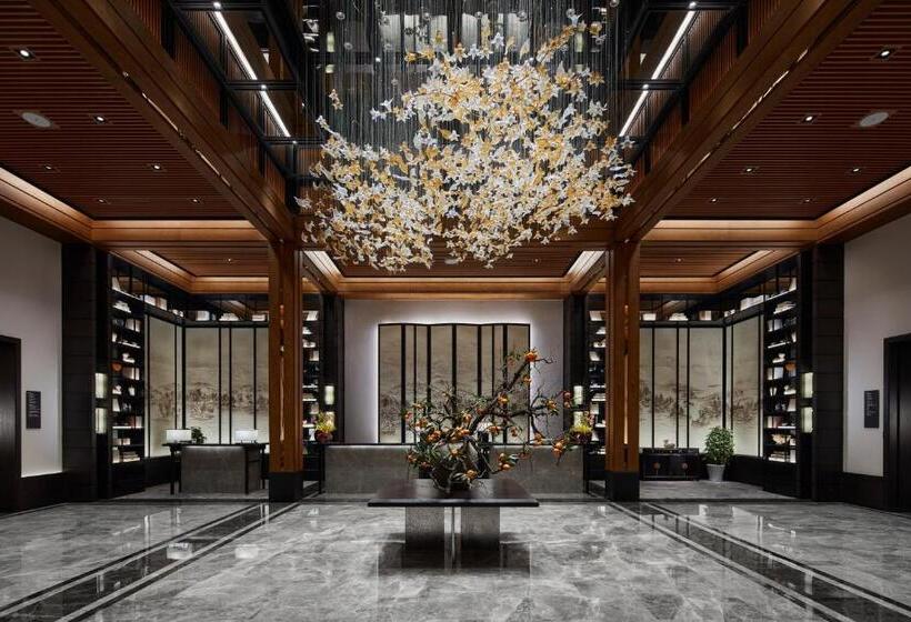 Superior suite with view, Xianghu Xiaoyao Manor