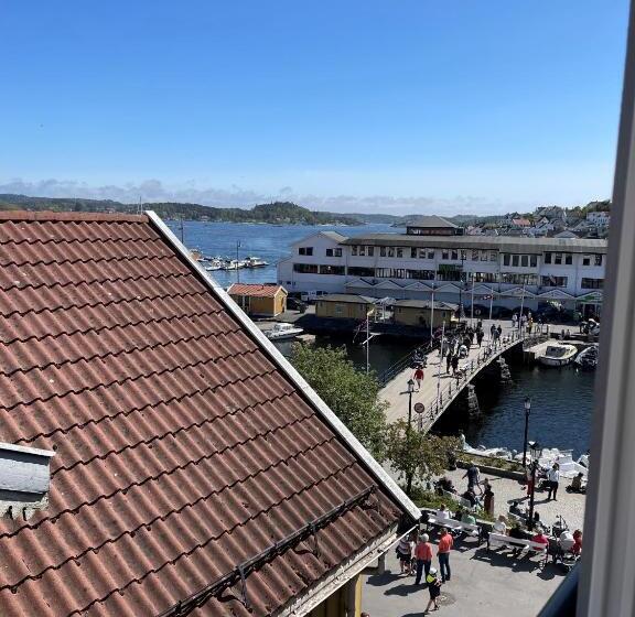 اتاق لوکس, Kragerø Hotell