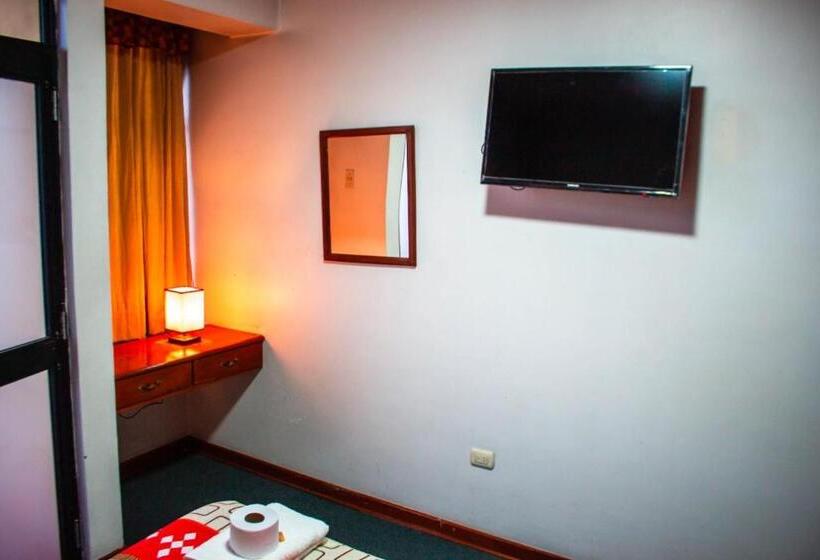 اتاق استاندارد, Huaraz Center Hostal