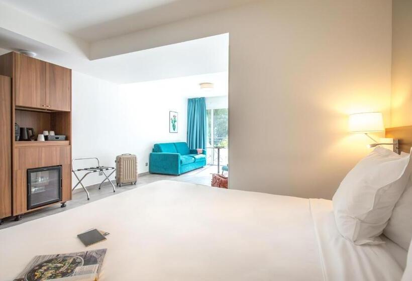 带露台的小型套房, Sowell Hotels La Plage