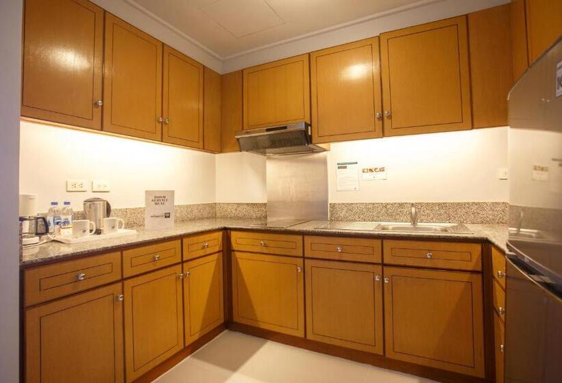 Апартаменты Премиум 1 Спальня, The Linden Suites