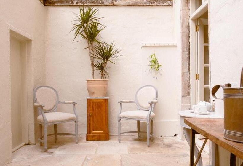 Классический Номер, Boath House Hotel