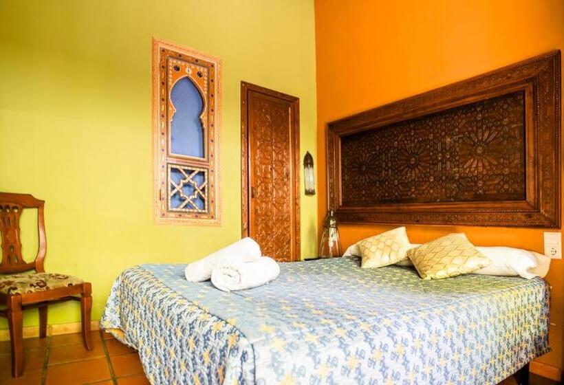 اتاق لوکس, Safestay Cordoba Mezquita Catedral