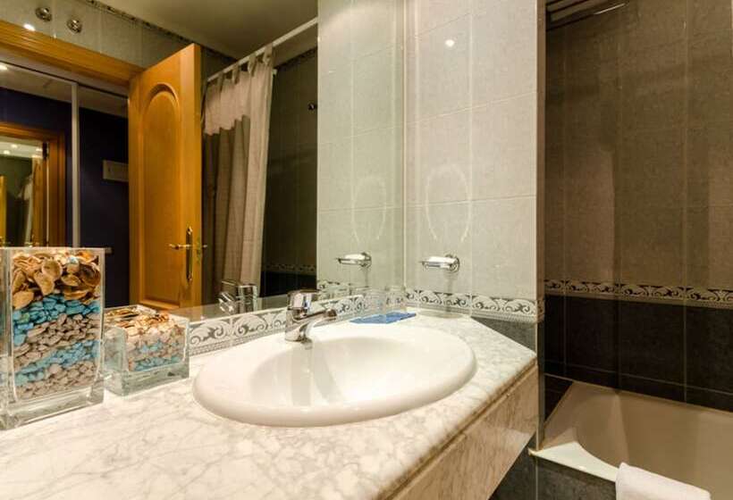 Номер Стандарт Трехместный, Madrid Parla