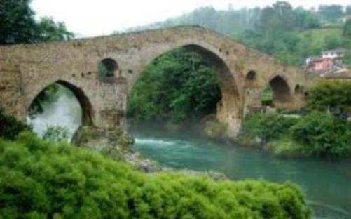 スタンダードルーム, Ciudad Cangas De Onis
