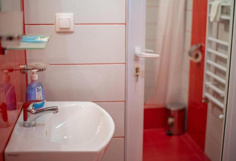 带1个卧室的带阳台的公寓, Guesthouse Juli