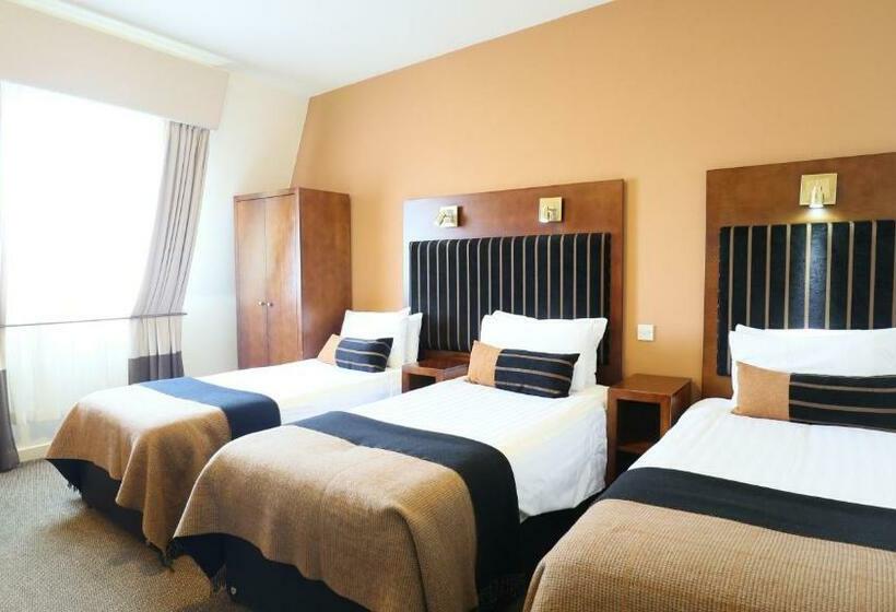 Номер Стандарт Трехместный, Columba Hotel Inverness By Compass Hospitality