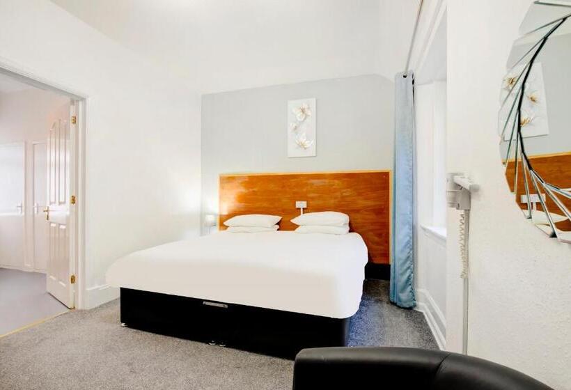 Номер Стандарт Совместная Ванная, Eastbank Hotel