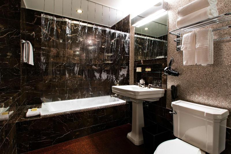 Номер Стандарт, Boka Earls Court