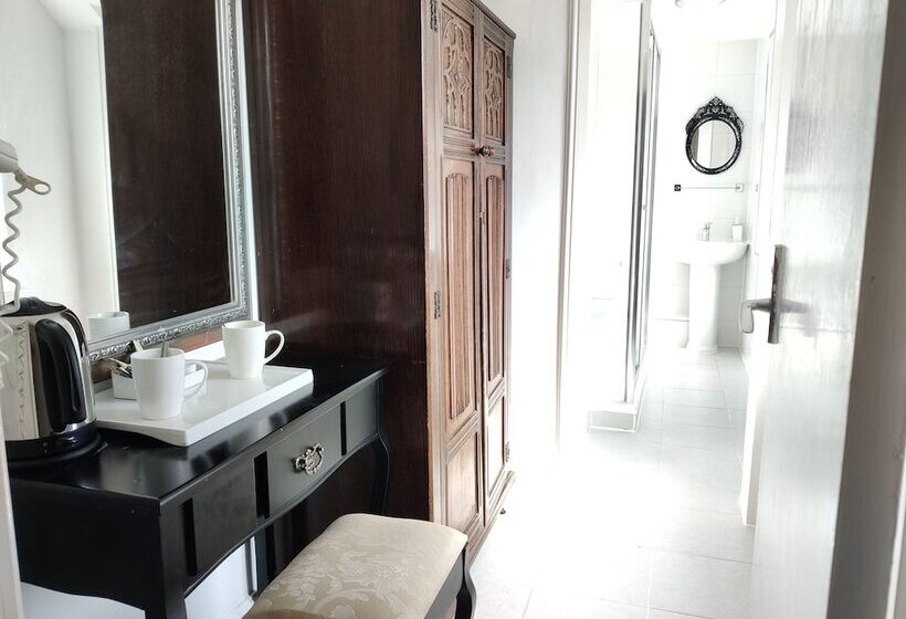 Номер Superior, Wentworth House   Free Parking